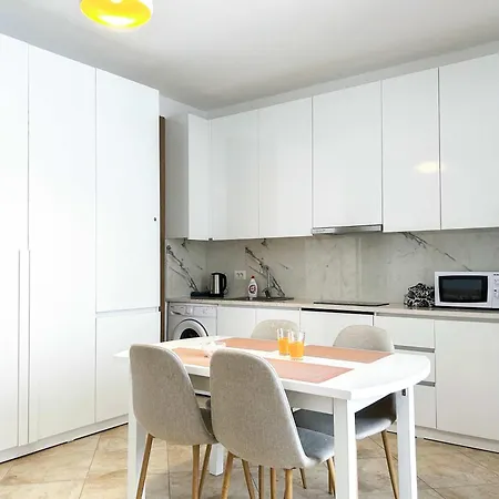 Delight 808 Apartment Golem (Tirana)