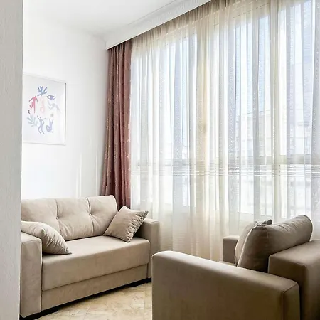 Delight 808 Apartment Golem (Tirana)